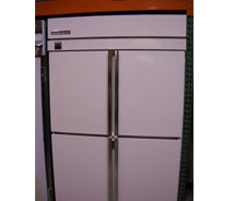 NEW ICE CREAM HARDENING CABINET  